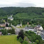 Waldoase Im Nationalpark Eifel Fuer 4 Personen Und Max 2 Hunde Lejlighed Schleiden