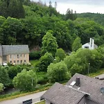 Waldoase Im Nationalpark Eifel Fuer 4 Personen Und Max 2 Hunde Lejlighed Schleiden