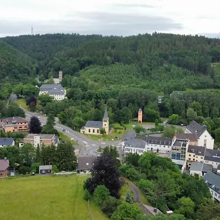 Waldoase Im Nationalpark Eifel Fuer 4 Personen Und Max 2 Hunde Lejlighed Schleiden