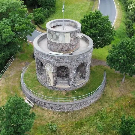 Waldoase Im Nationalpark Eifel Fuer 4 Personen Und Max 2 Hunde Schleiden