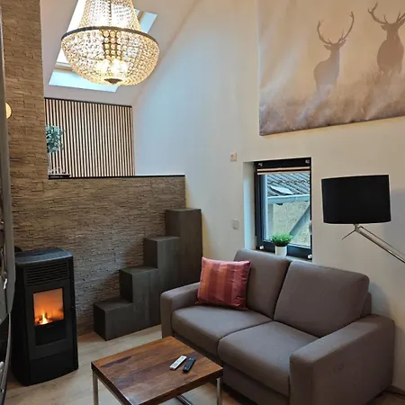 Waldoase Im Nationalpark Eifel Fuer 4 Personen Und Max 2 Hunde *