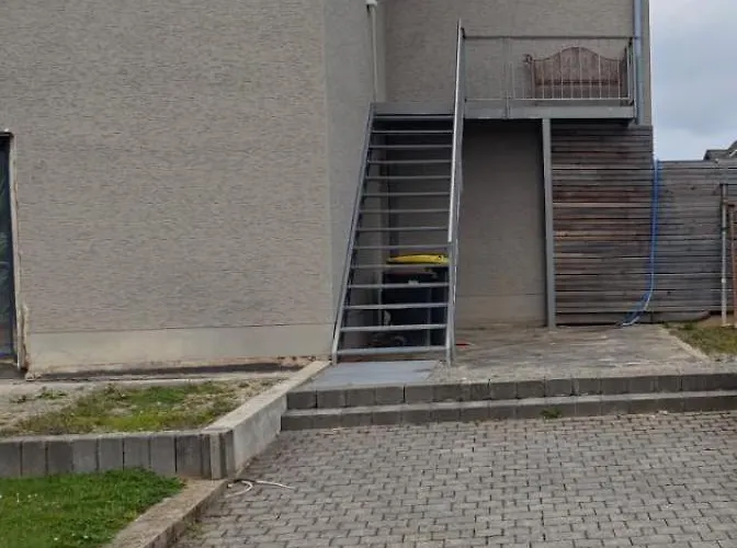 Waldoase Im Nationalpark Eifel Fuer 4 Personen Und Max 2 Hunde *